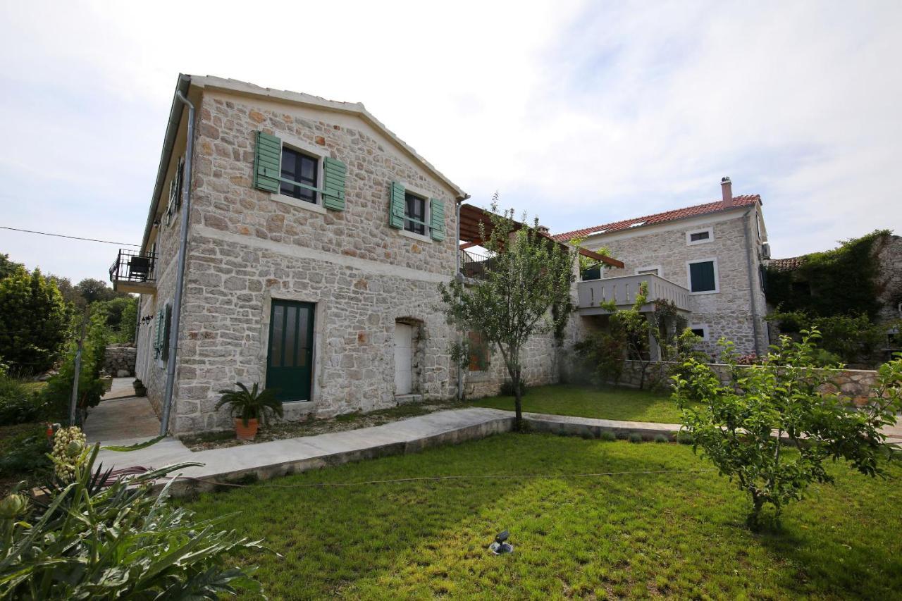 Apartments Tarragon Ugrinici Exterior foto